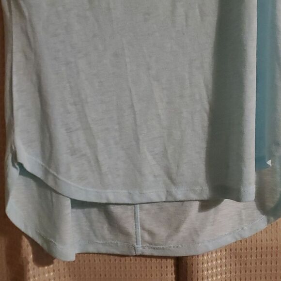 ATHLETA WOMAN 3/4 Sleeve TEE M blue - Picture 5 of 6